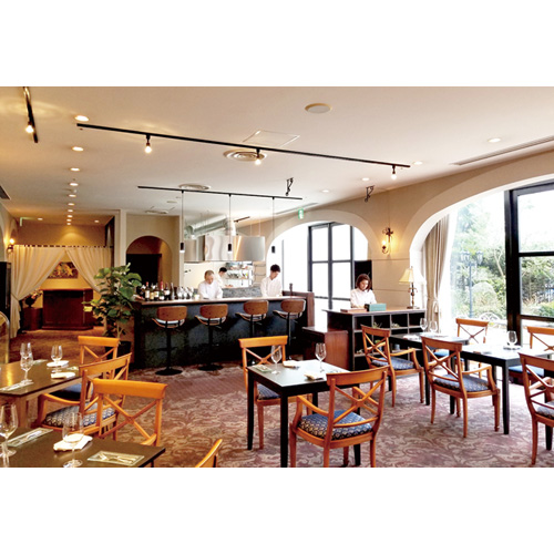 ◇北ビワコホテル グラツィエの写真：<br />
                ～レストランのご紹介～　レストランテ『La Spiaggia ラ・スピアッジャ』<br />☆　画面両端の矢印（←　→）ボタンで、次の写真に移動し、右上の×ボタンで、元のページにもどります。